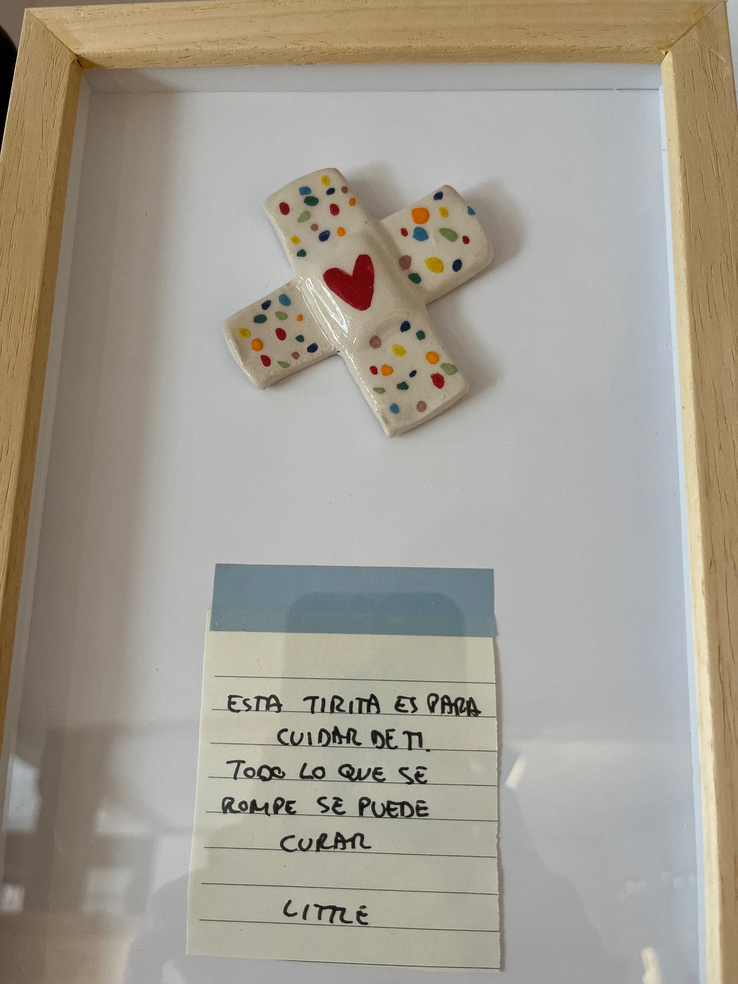 Tirita enmarcada texto