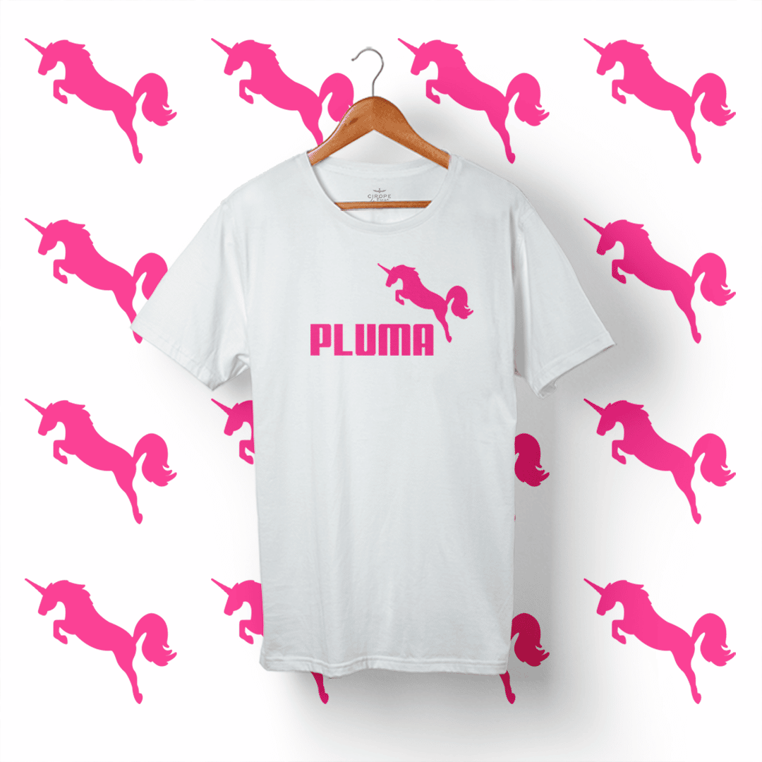 Pluma