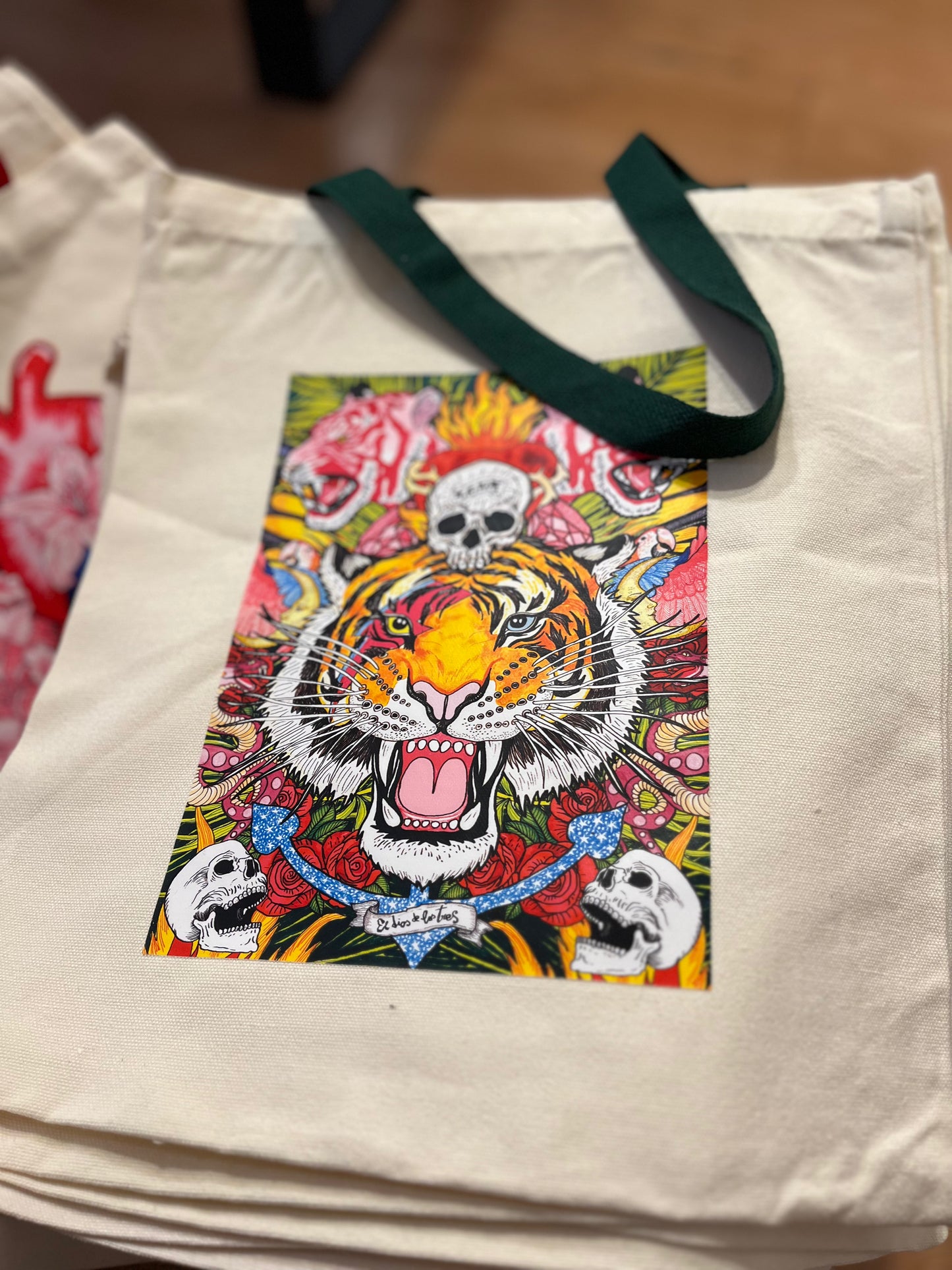 Tote Tigre Éxtasis